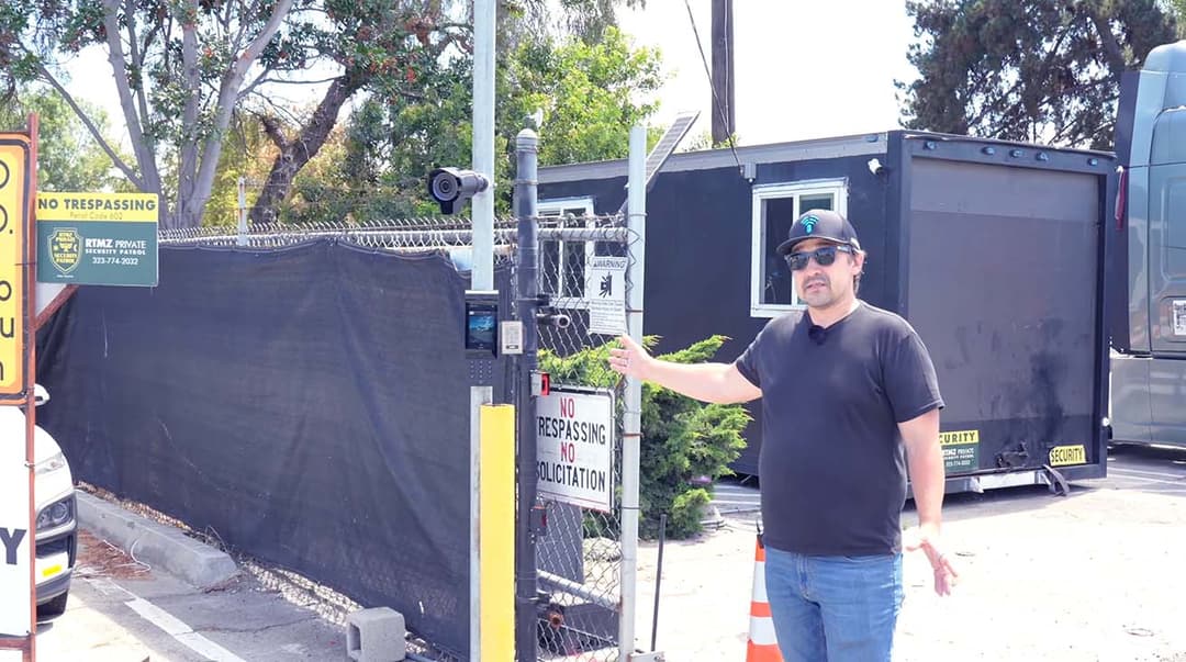 Truck yard entrance security gate