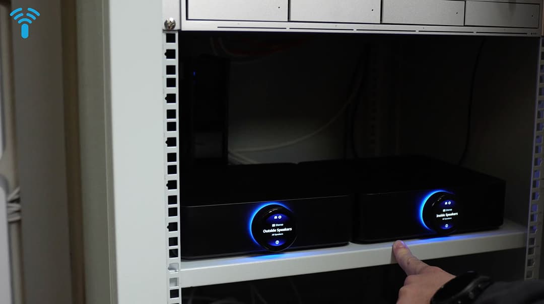 two unifi amps